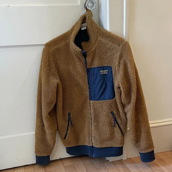 L.L. Bean Tan Fleece Jacket with Navy Accents - Picture 1 of 4